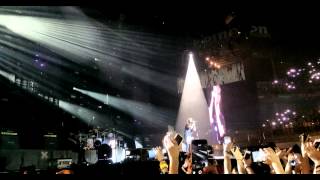5 Seconds Of Summer - ''Amnesia'' Live @ Barclaycard Center, Madrid [4K]