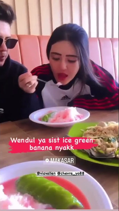 VIA Vallen Dan Chevra Yolandi menikmati Minum Es Berdua Romantis #viavallen    #viral   #shorts