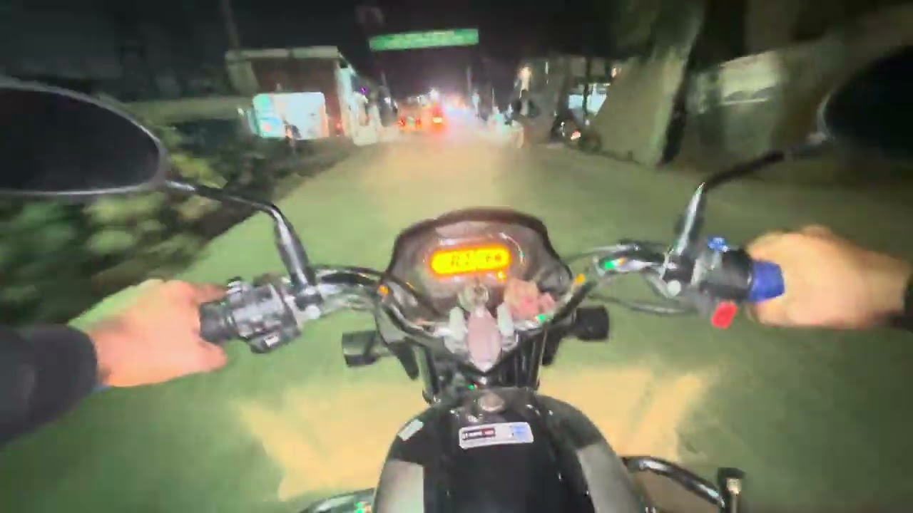 Night 🌘⭐️🌙 splendor plus Ride On The Caty Road 