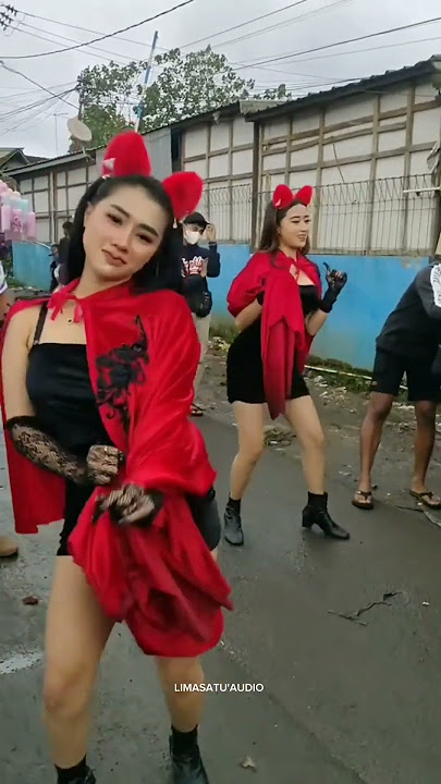 Pesona mbak valen Wijaya karnaval pujon lor ft ed audio