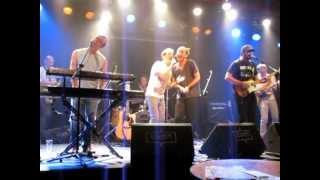 Download Lagu Modern Love - (David Bowie Cover) MP3