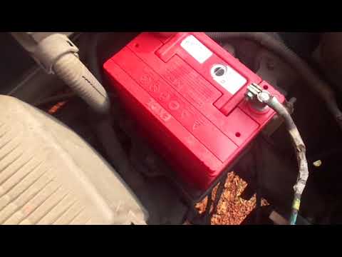 my-renault-kwid-battery-change-and-price-(2020)