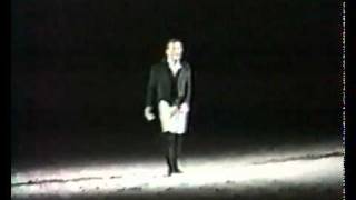 Mylène Farmer - Vidéo prise du public lors du show de Luraschi le 07-03-1998