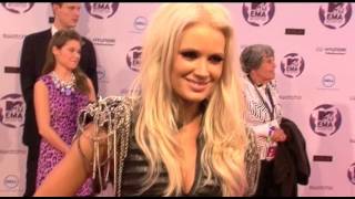 Mtv Ema Red Carpet - Lauren Bennett Interview
