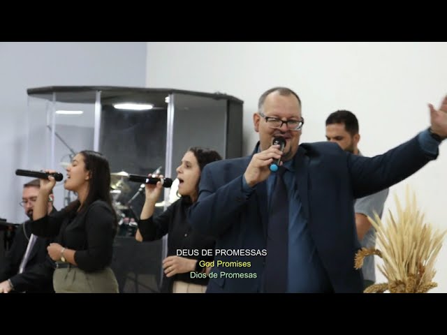 Deus de Promessas