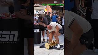 Others Gold dumbbells lifting VS the hulk 🤯