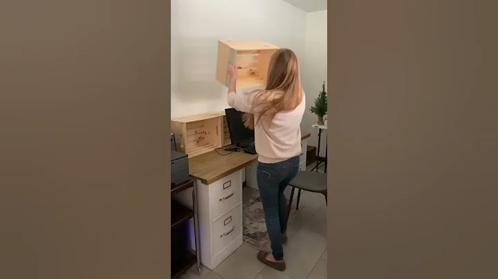 Easy Yarn Wall Storage - in 15 minutes! | #amigurumi #crochet #yarn