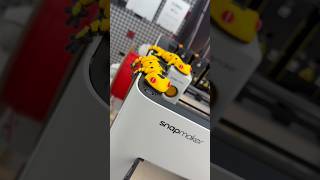 Gary the Gecko from 3dpfactory1 printed on the NEW snapmakeru1 #3dprinted #3dprintedmodels #gecko