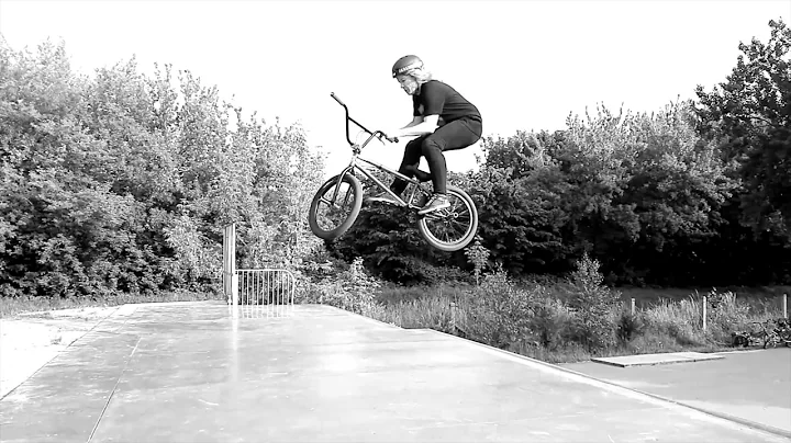 Rebecca Berg-Beccibmx 2016