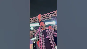 حامله علي جيهتك لايف الكلام جامد هنا 