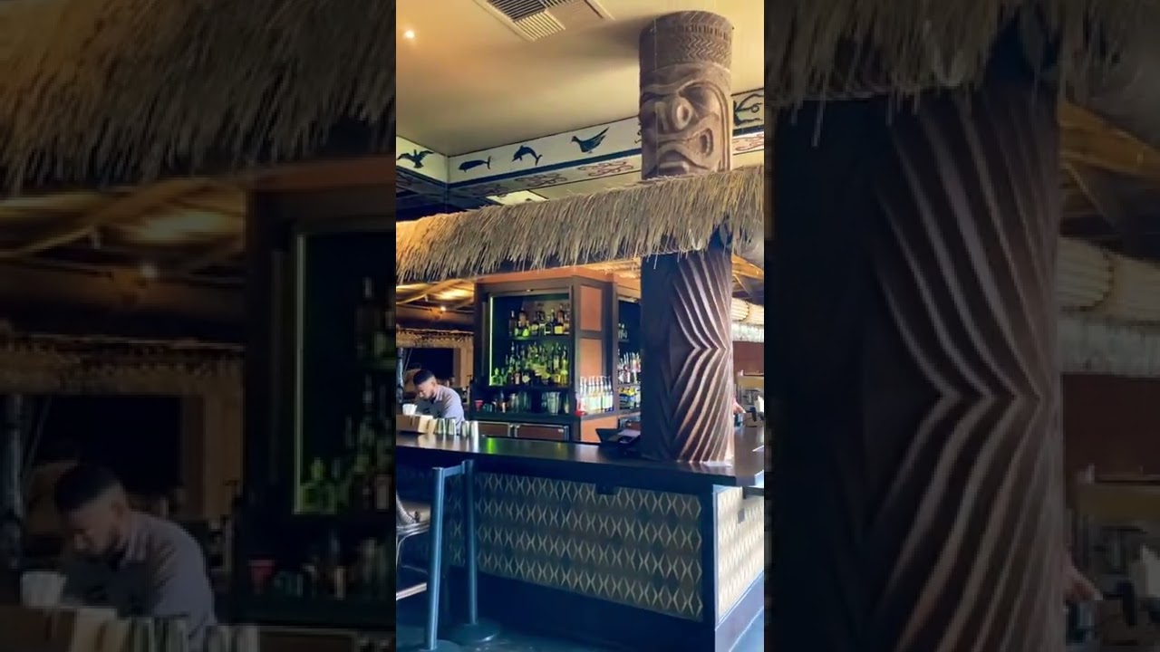 Calm before the storm at Disney’s Tambu Lounge!!