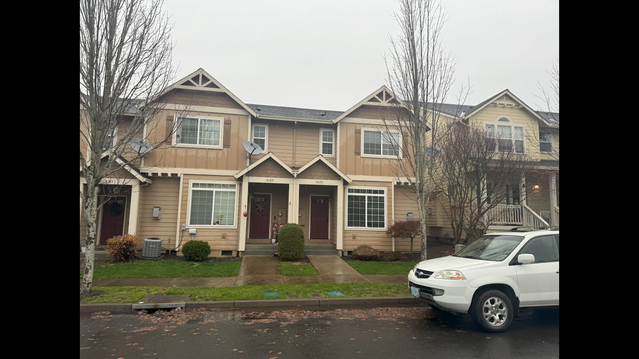 Oregon City Townhomes for Rent 4BR/2.5BA by Legacy Realty Group l