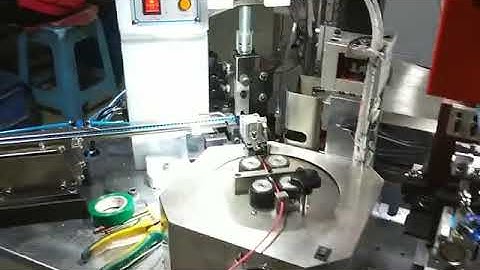 Fully automatic double head  pre insulated loose terminal crimping machine with vibrating plate