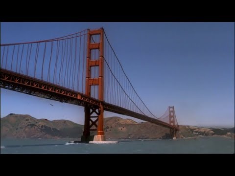 105   Golden Gate Bridge Scene