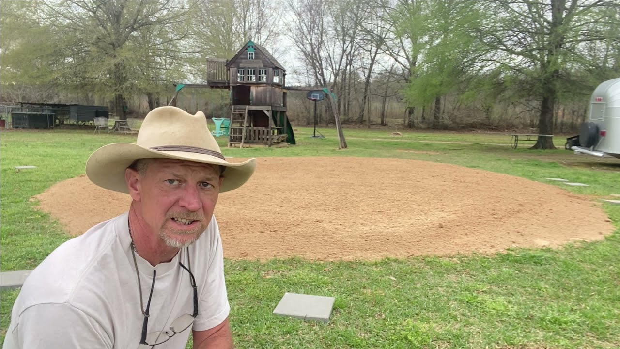 How to Prepare and Level the Sand / Base for a Swimming Pool to be Erected on.