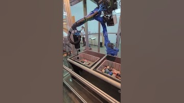 Sereact picking robot installation at LogiMAT 2024 #robotics #automation