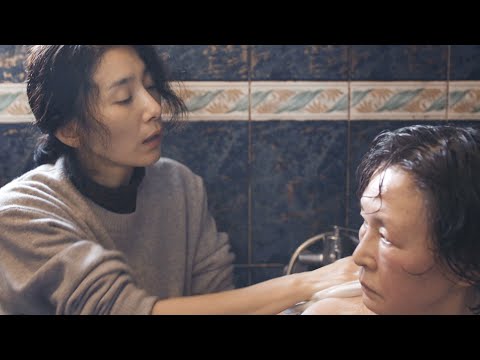 キム・ソヒョン主演、認知症老女すり替えサスペンス映画『ビニールハウス』予告編
