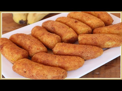 Bisteca frita na panela de pressão no arte na cozinha. 