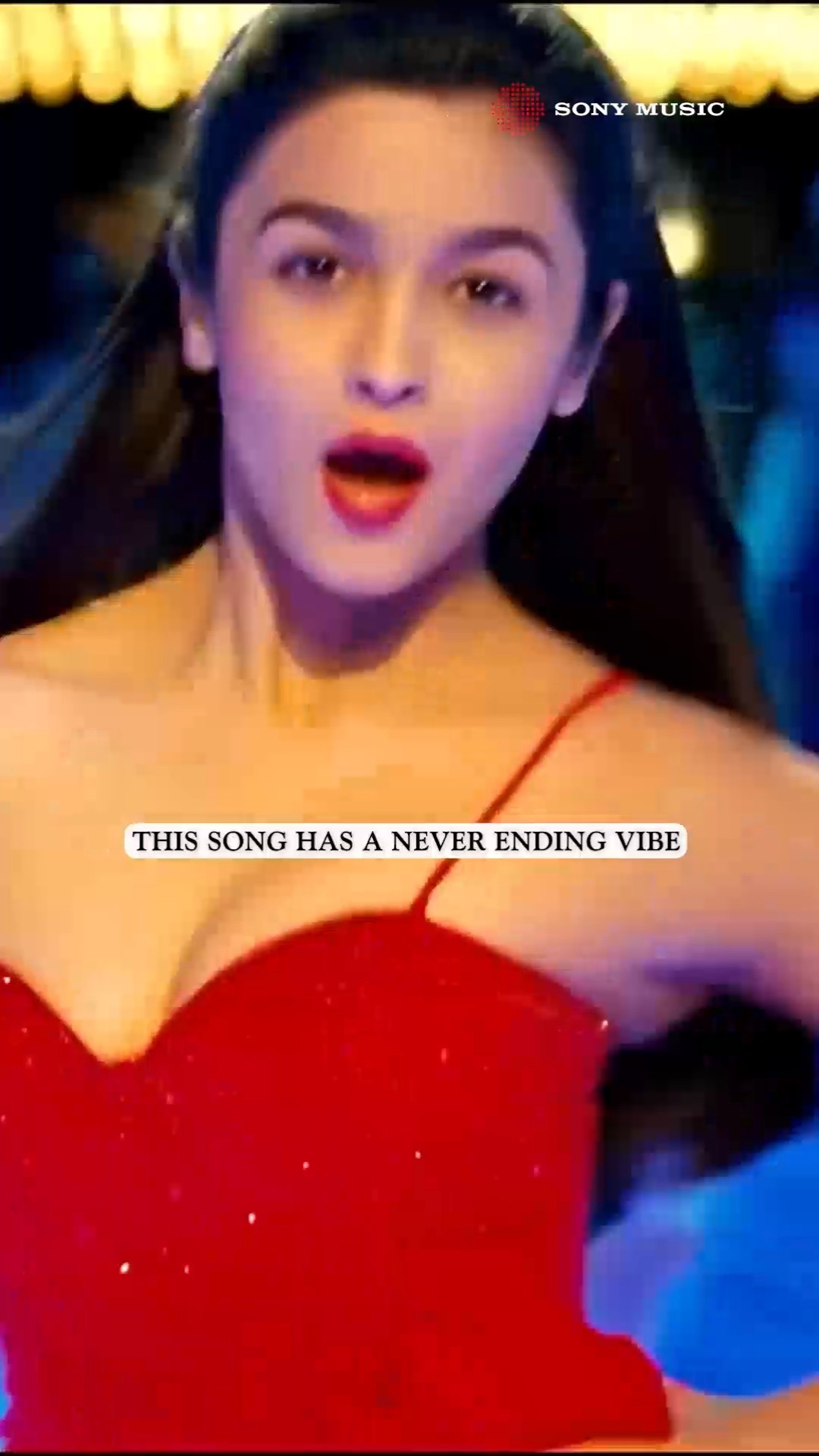 Shake it like it's The Disco Song! ??? #sunidhichauhan #vishalshekhar #discosong