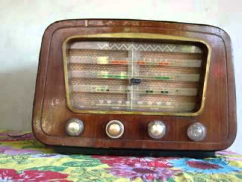 Resultado de imagem para radio velho
