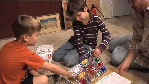 Toy Spotlight: Snap Circuits Jr. - Video