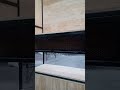 Estante Industrial formada por nichos e prateleiras #decoração