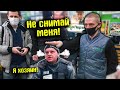 Грузчик при исполнении / Хозяин магазина вышел к покупателям /  Не надо меня снимать!