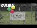 East Austin&#39;s Bethany Cemetery holds Juneteenth remembrance