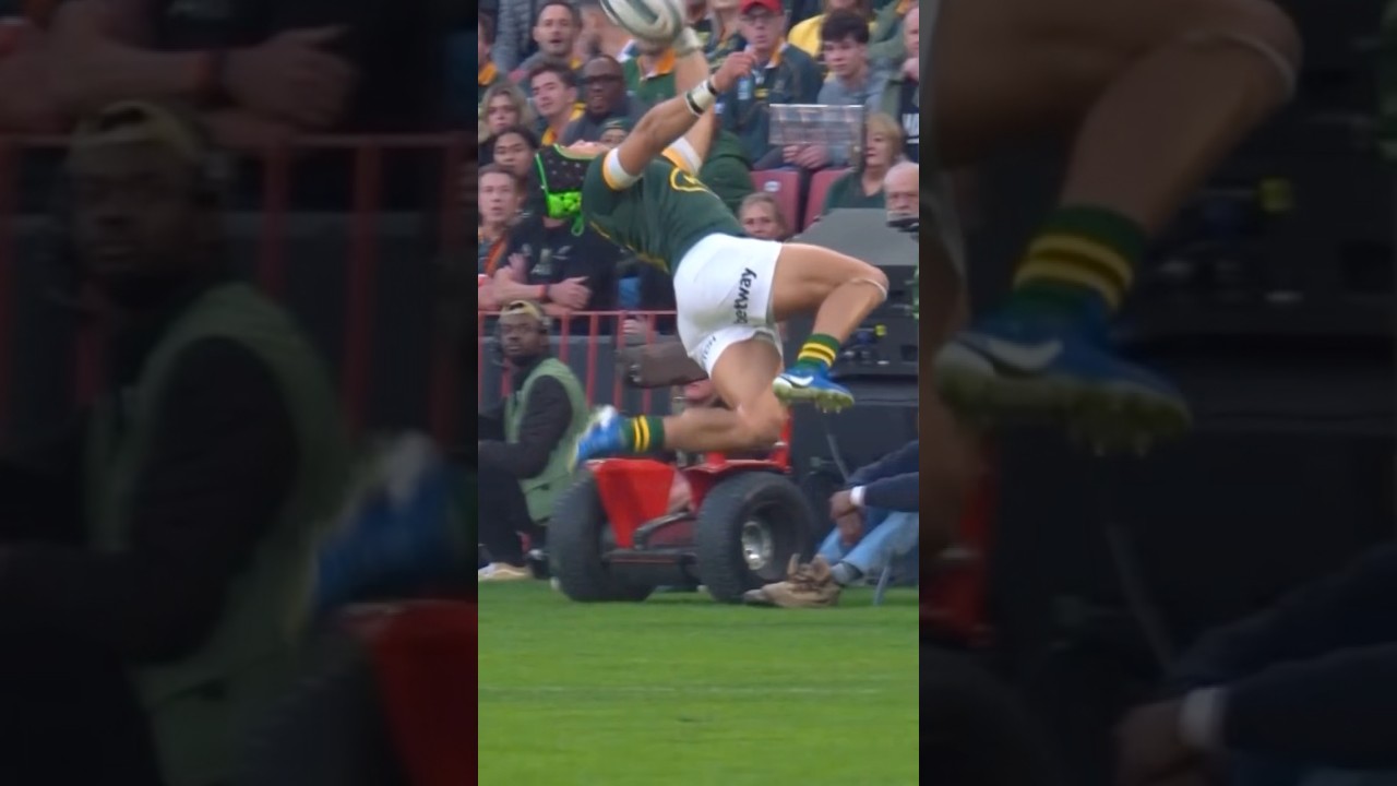 AIR KOLBE✈️ Cheslin Kolbe takes flight against the All Blacks🇳🇿 