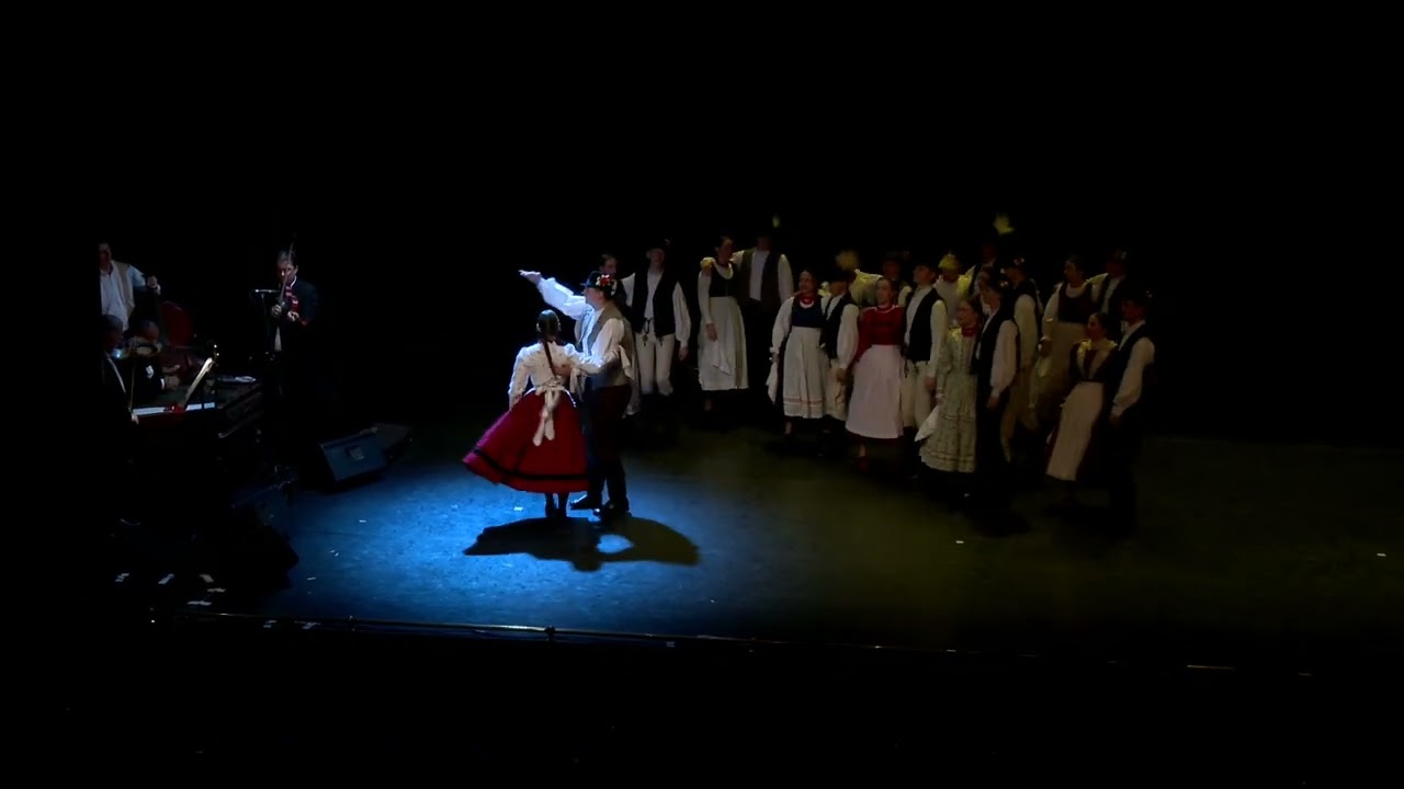 “Keszkendőmmel a táncba” IFJÚ SZINVA