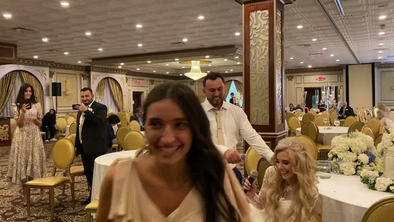 Gabriel Buzguta-Privesc la minunile tale unit/Tu Domnesti