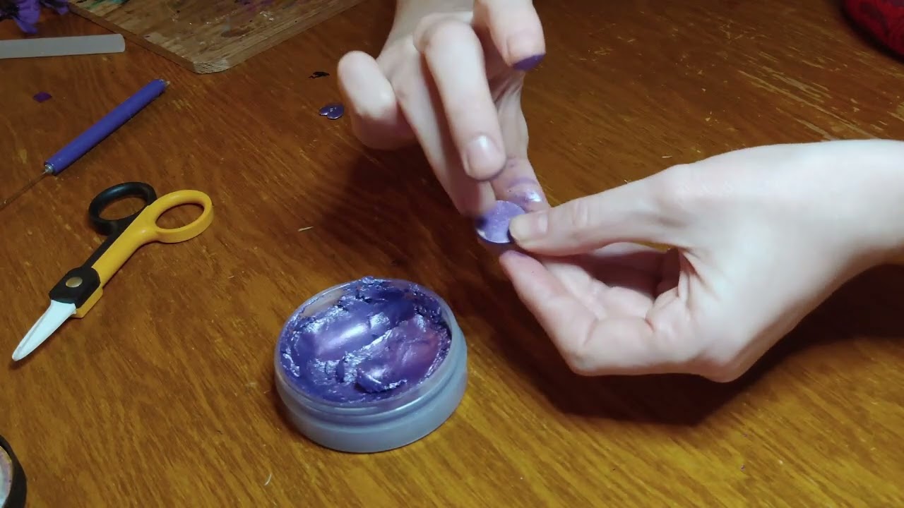 Mini Halloween Witches Broom - Purple - Halloween 2022