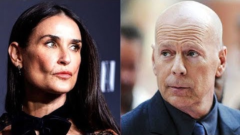 Carly Simon Finally Confesses Who 