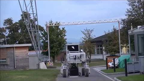 FLOURISH Project: Online sugar beets vs. weed classification on the field (2016)