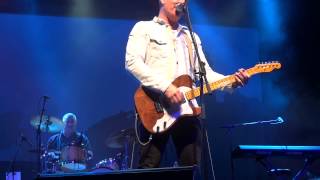 SHUTDOWN - JAMES REYNE PLAYS AUSTRALIAN CRAWL LIVE AT THE PALMS CROWN MELBOURNE 1/8/14. chords