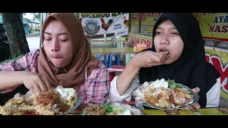 🔴INI MAH RAJANYA AYAM KREMES !! INDONESIAN TEGAL STREET FOOD