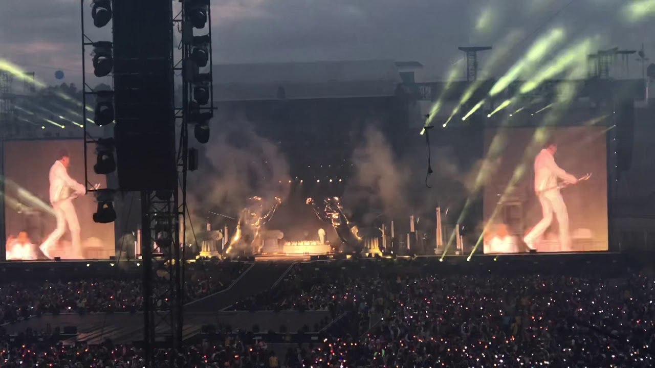 BTS - DIONYSUS AND NOT TODAY AT ROSE BOWL DAY 2