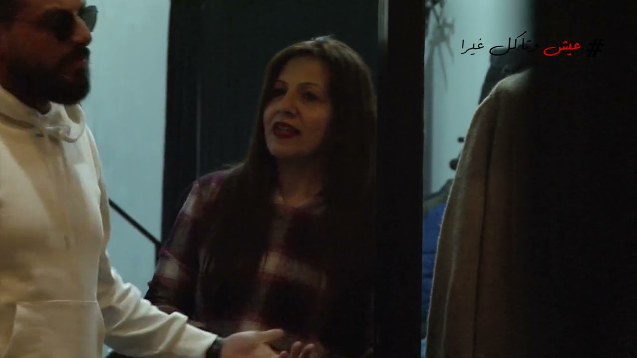 سبِّت الساعة من نص ساعة