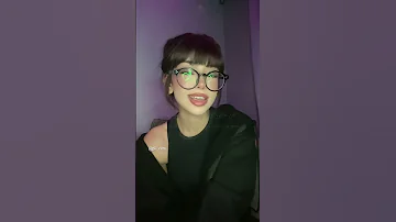 Ramy Essam Lessa Bahiniya مترجمة 