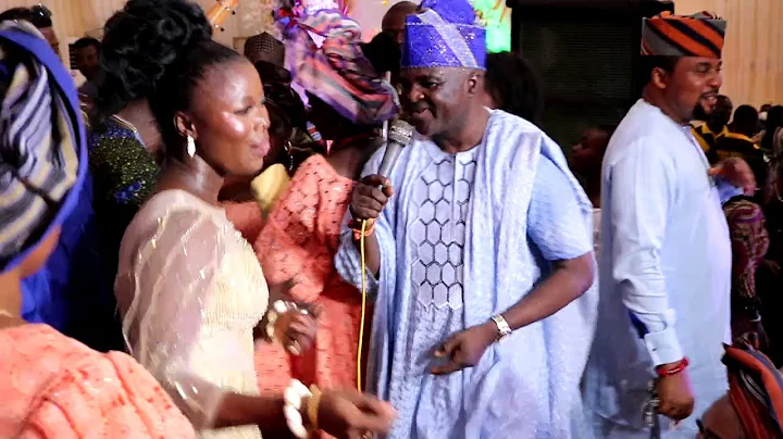 LIVE PERFORMANCE OF ALH.ABASS AKANDE OBESERE AT WEDDING CEREMONY OF ADEOLA & ADEWALE