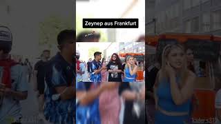 Zeynep-Abturz Frankfurt Packt Aus