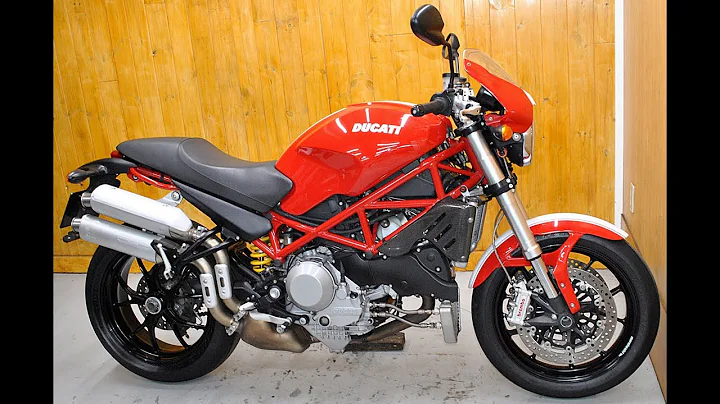 Ducati MS4R Testastretta exhaust sound and detailsドゥカティモンスターＳ４Ｒテスタストレッタ詳細及び排気音