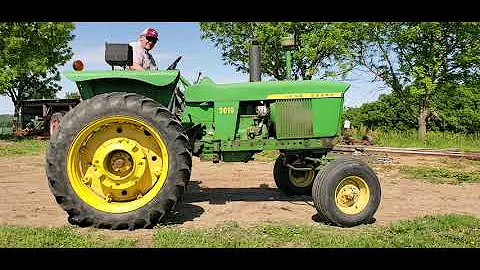 1961 John Deere 3010 Tractor - Selling on BigIron Auctions - July 6, 2022