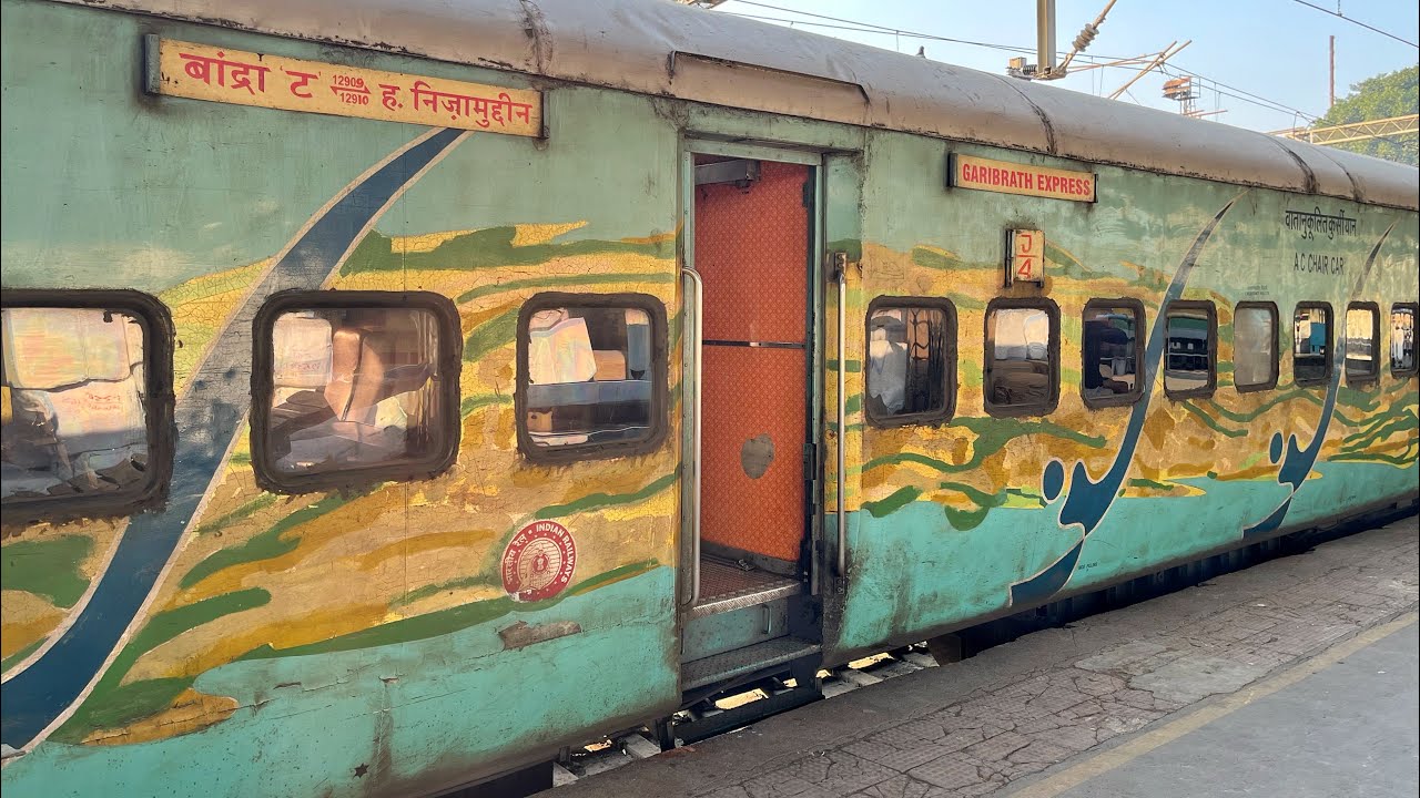 Grabib Rath Farewell to OG Version of India's Fastest Garib Rath Express | Mumbai ...