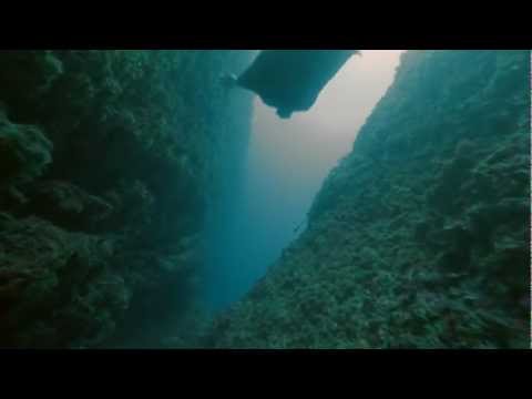 Aqua Lung Oceanwings / The underwater human flight experience