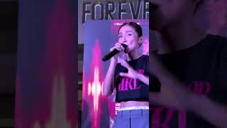Kathryn Bernardo sing “Shut up and dance” at SM City Cebu 💙🔥 | @everydaykath