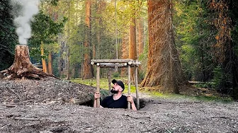 Building a Secret Dugout with a Moving Elevator Survival Skills