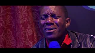 DownloadDavid ize et le Fr Emmanuel Musongo dans David ize et le Fr Emmanuel Musongo dans