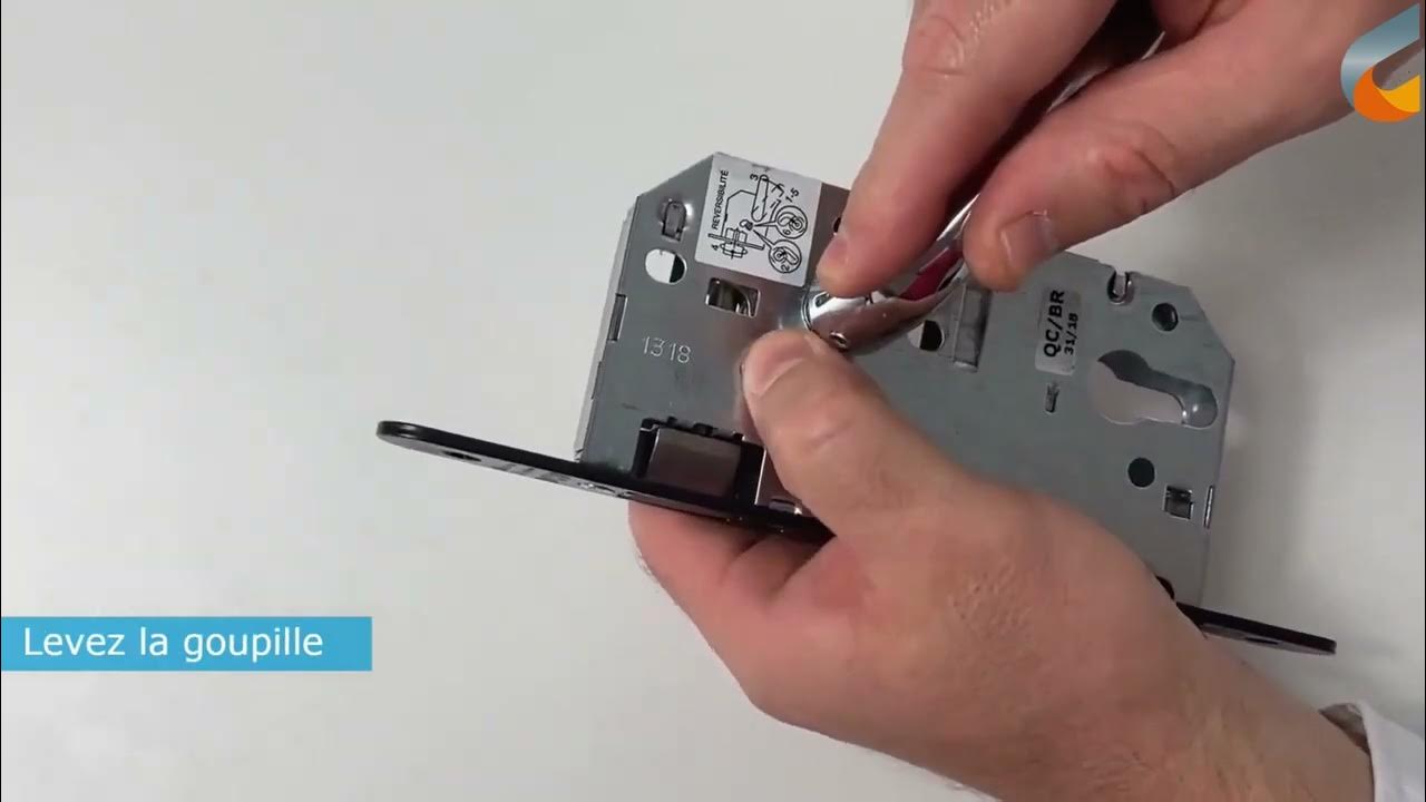 Comment retourner le pêne demi tour sur sur une serrure D450 avant installation YouTube