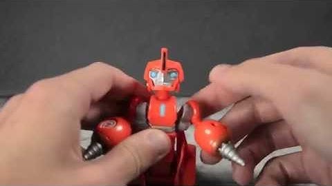 Transformers Reviews-Robots In Disguise 2015-Fixit